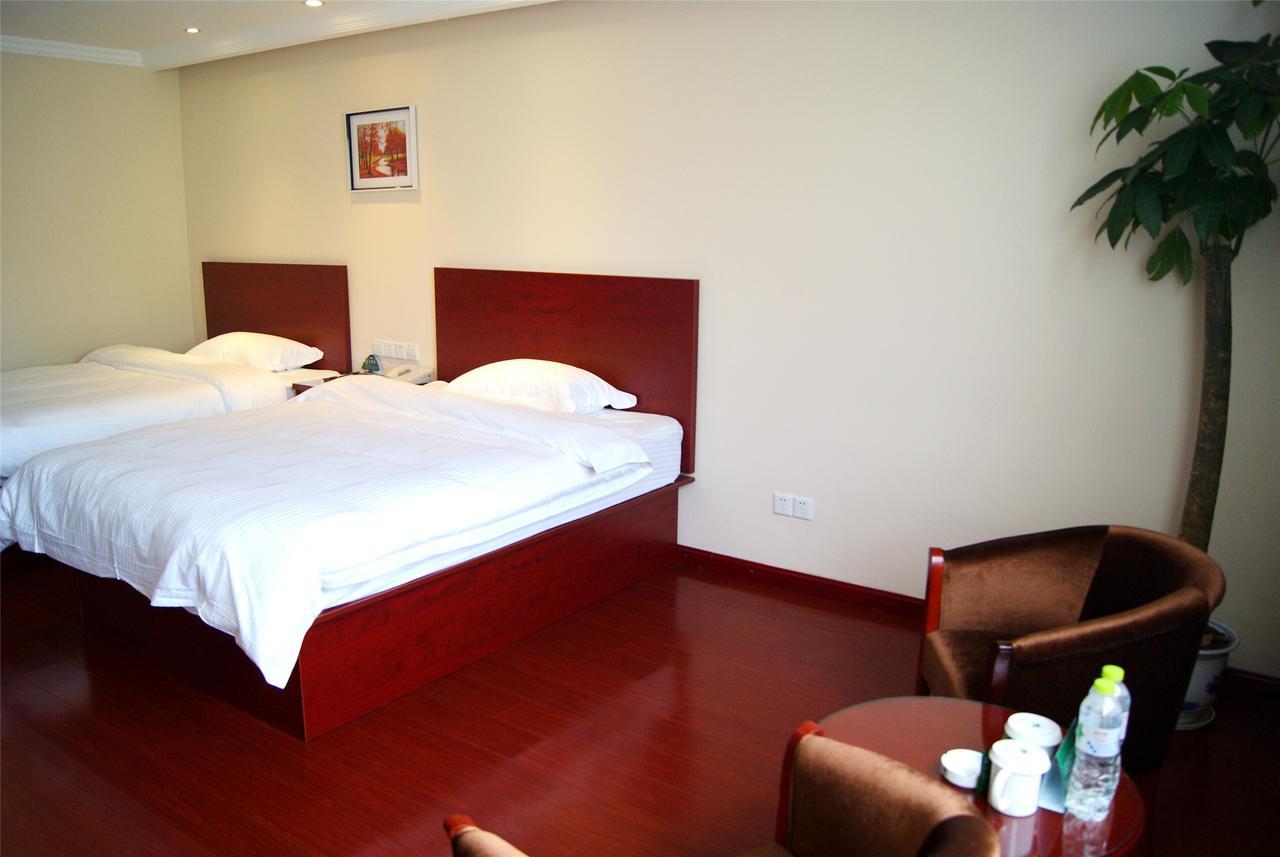 Greentree Inn Anhui Fuyang Yijing International North Door Busniess Hotel Εξωτερικό φωτογραφία